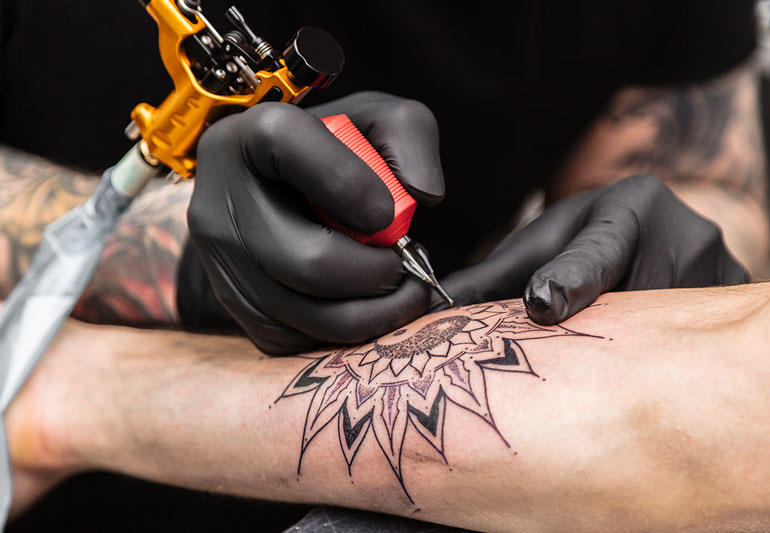 Crecimiento del mercado mundial de servicios de eliminación de tatuajes